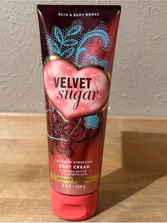 Bath & Body Works Other - NWT Velvet Sugar Ultimate Hydration Body Cream